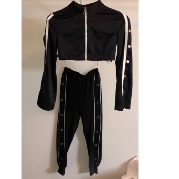 2 piece outfit - Picture 1 of 4